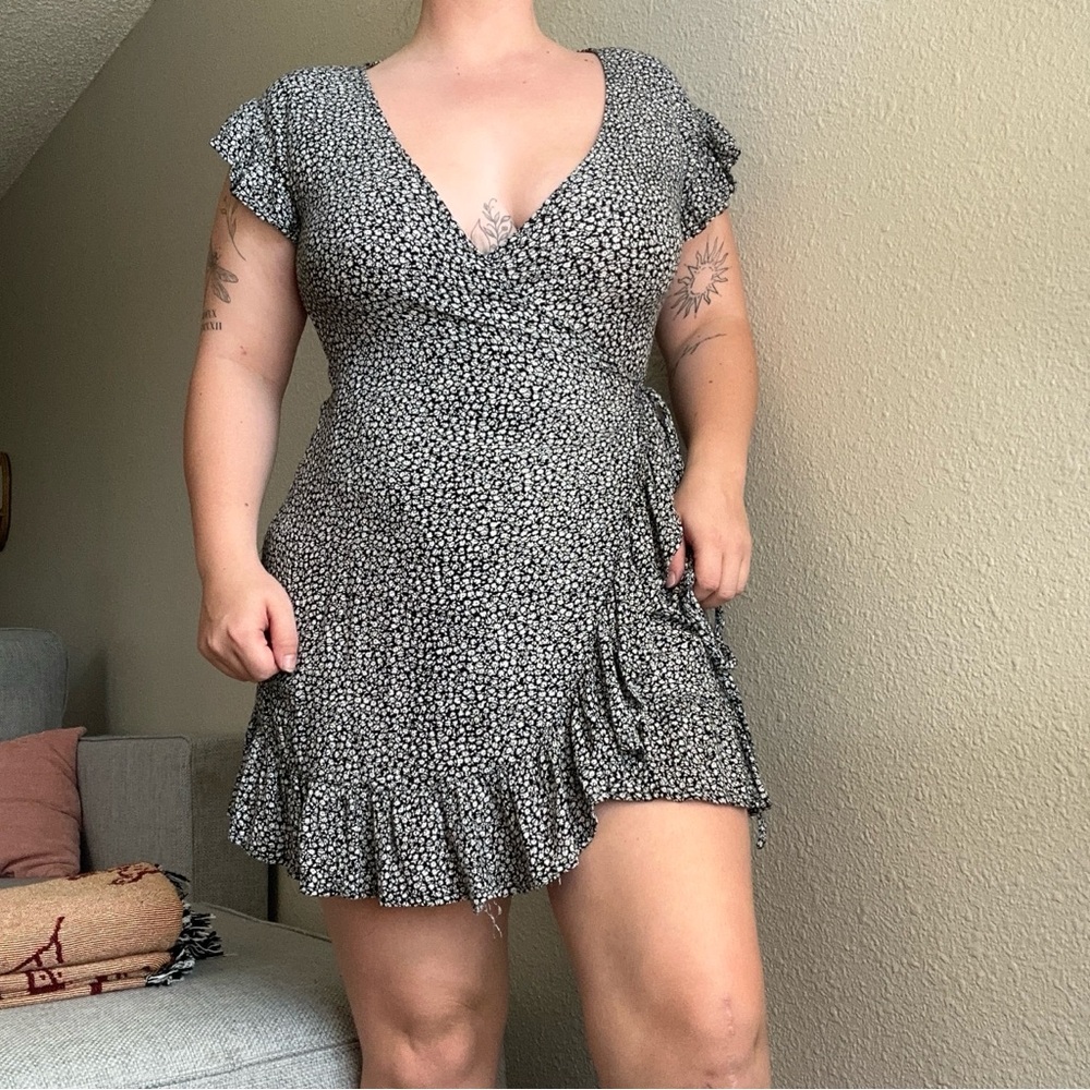Billabong Tie Floral Dress